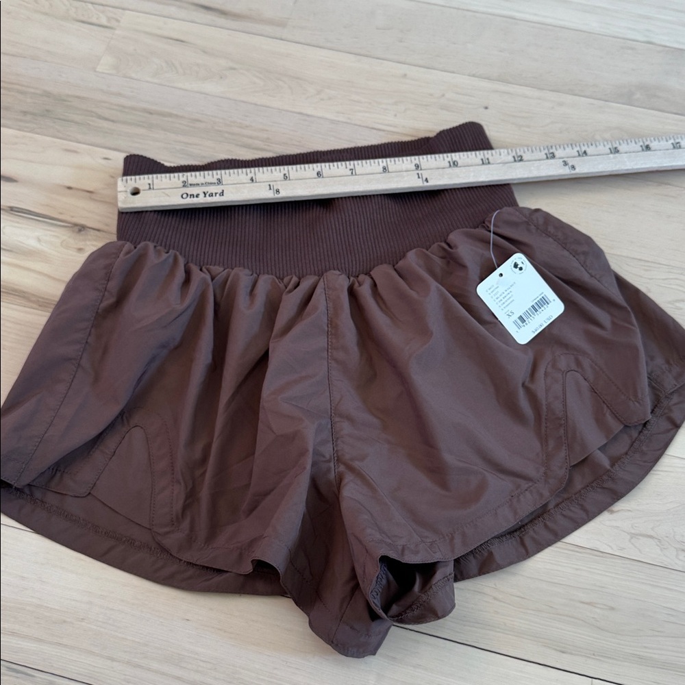 Free People Movement lined shorts-New-XS-Brown-Athletic-Activewear - Picture 3 of 6